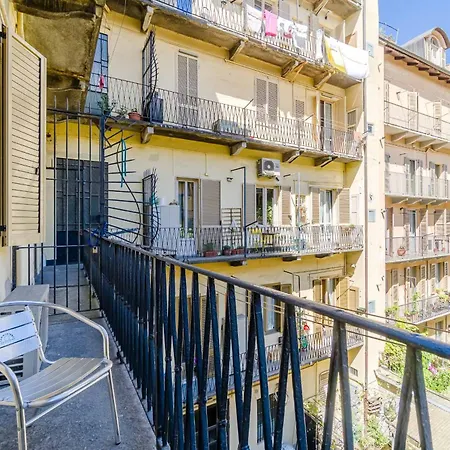 Guesthost - Bright Flat Just 500 Mt To Porta Nuova شقة تورينو