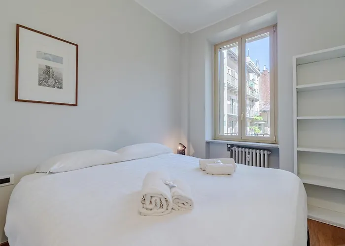 Apartment Guesthost - Bright Flat Just 500 Mt To Porta Nuova *