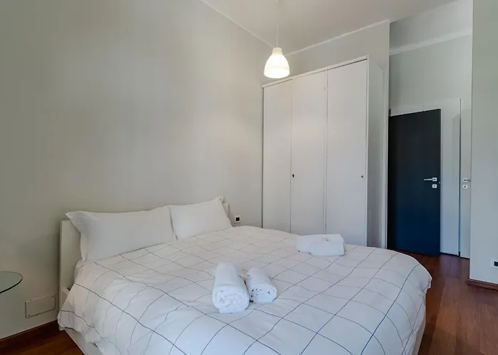 Apartment Guesthost - Bright Flat Just 500 Mt To Porta Nuova