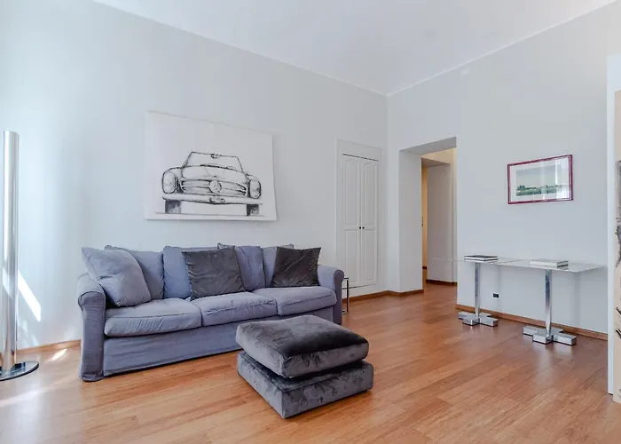 Apartment Guesthost - Bright Flat Just 500 Mt To Porta Nuova